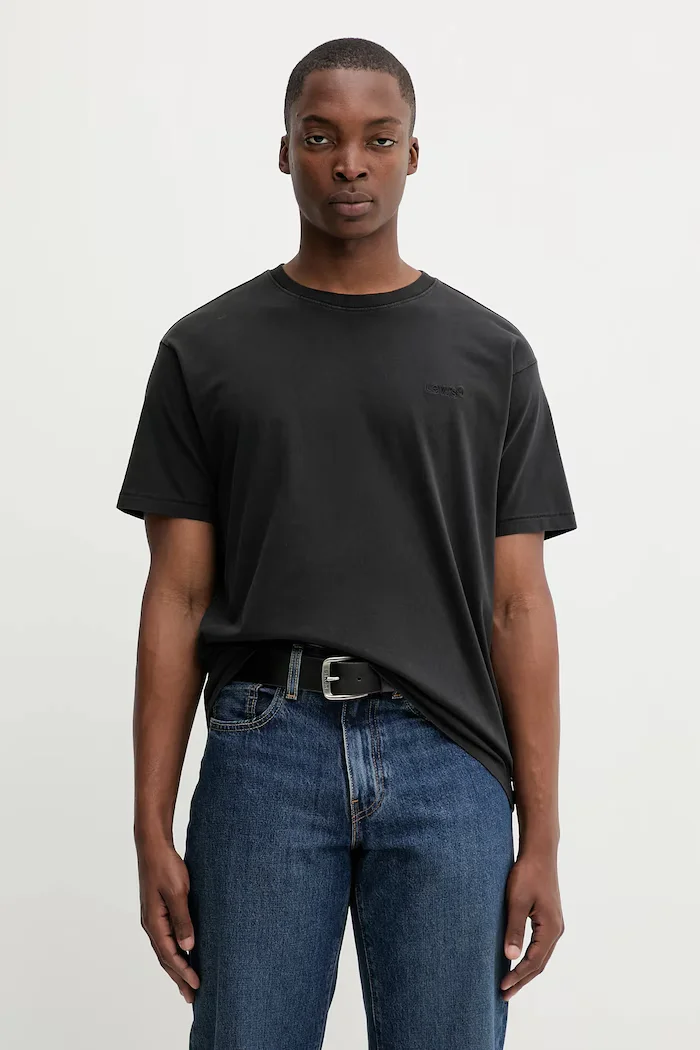 Levi's Тениска мъжка в черно с изчистен дизайн