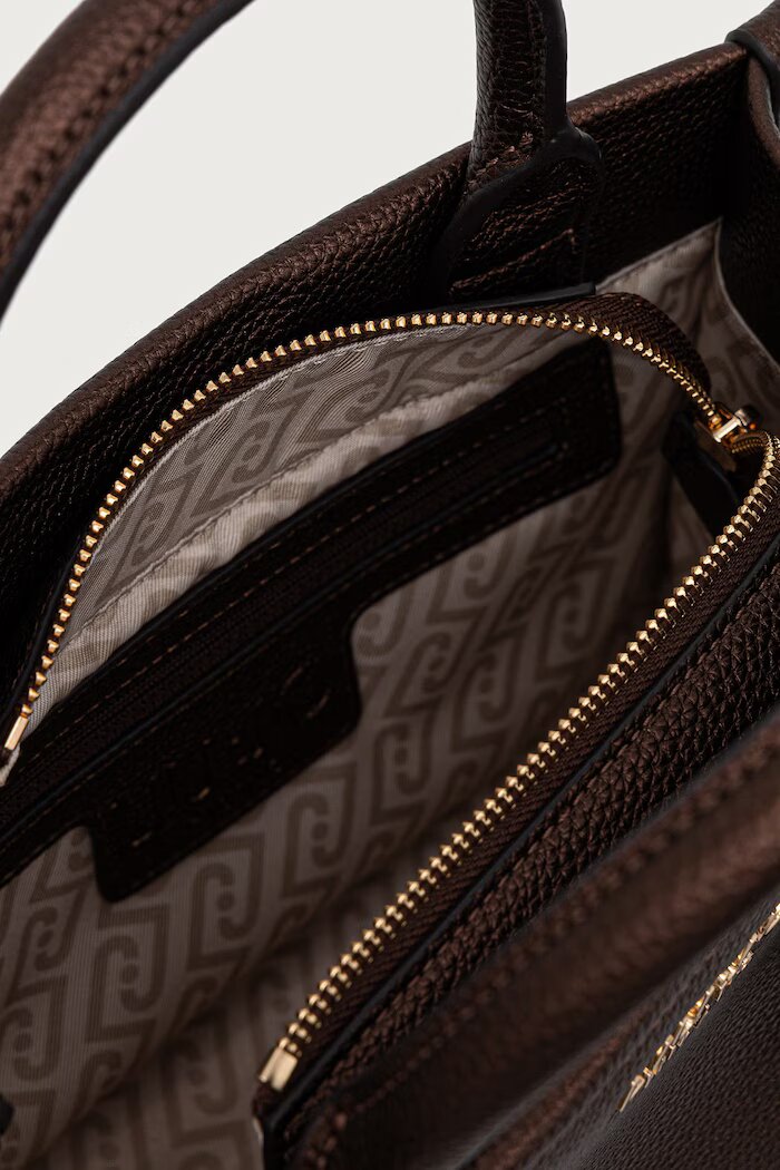 Liu Jo чанта crossbody дамска от имитация на кожа кафява AF6192 ES039