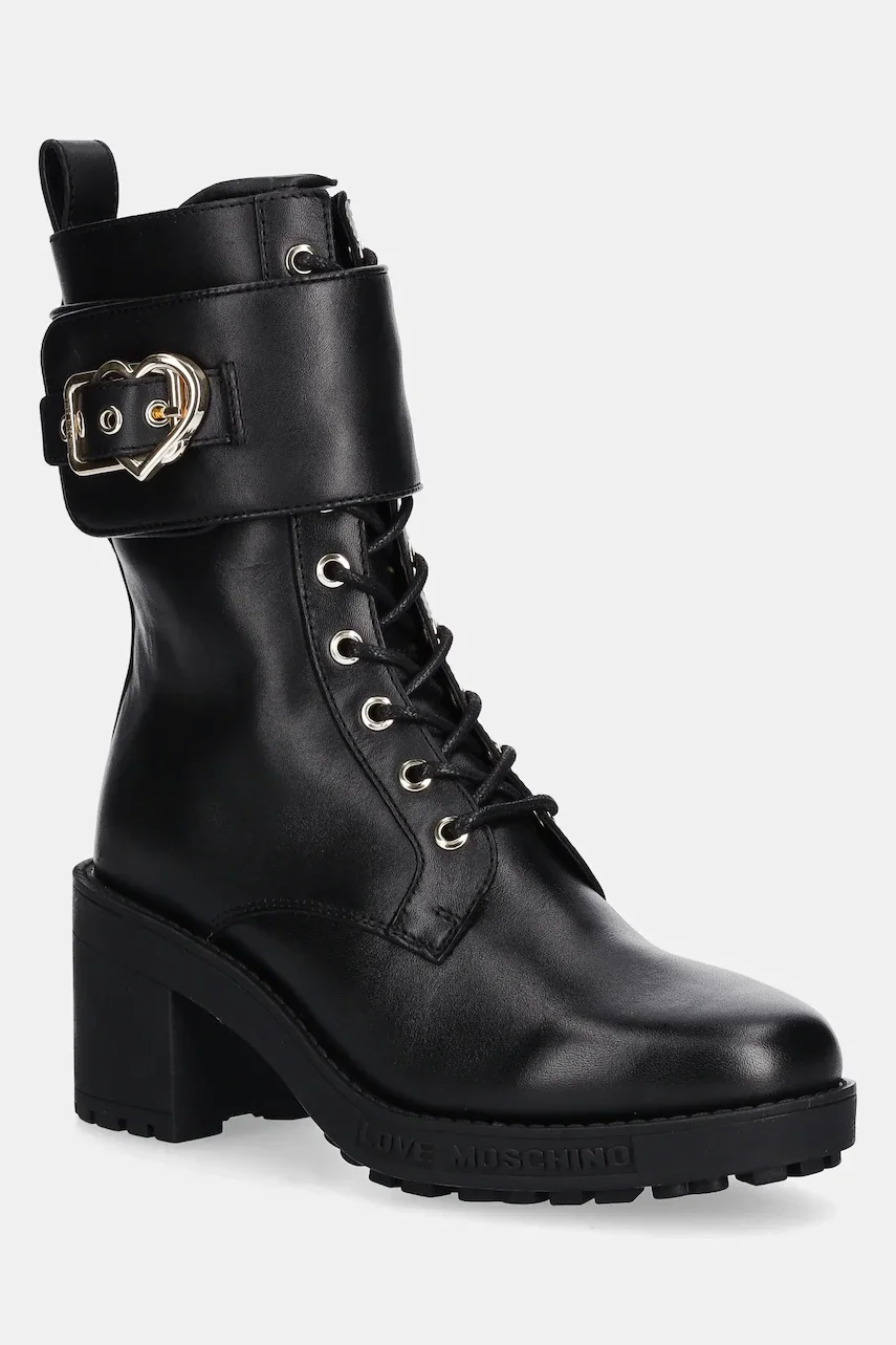 Love Moschino Велурени боти