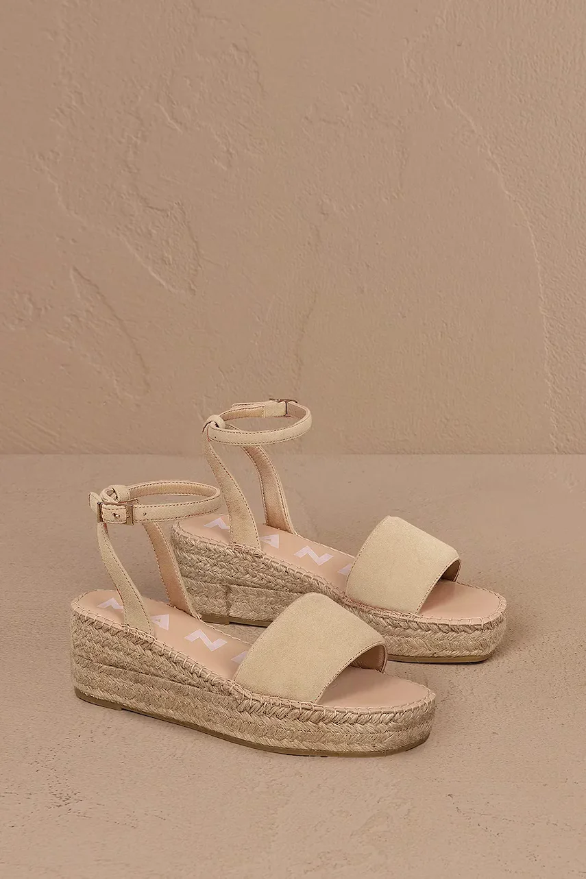 Manebi Велурени сандали Platforms With Strap