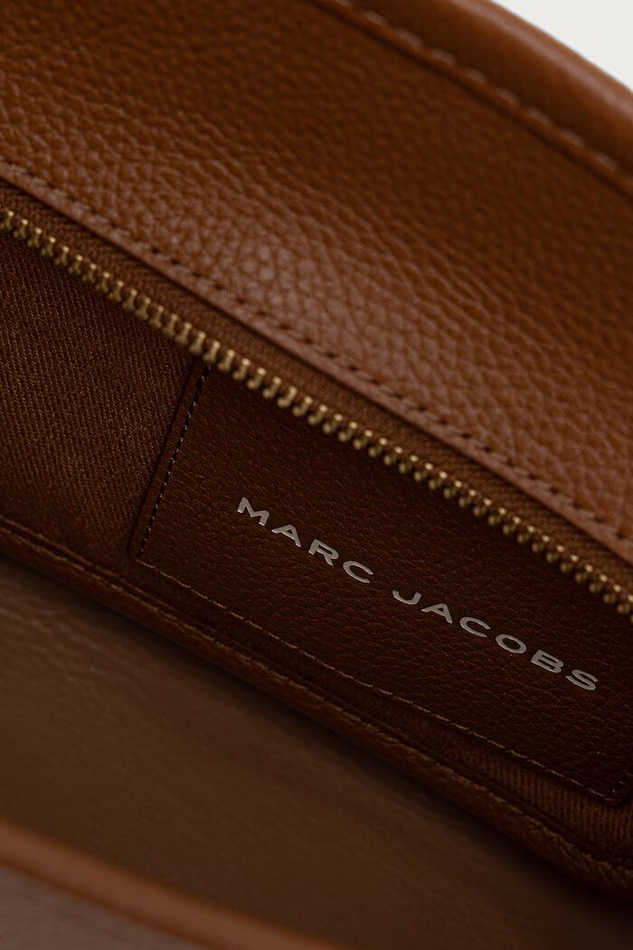Marc Jacobs чанта tote дамска от кожа THE SMALL TOTE кафява H009L01SP21