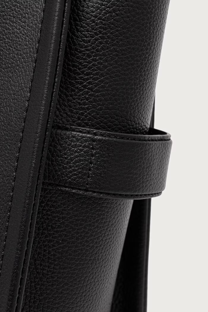 Marc Jacobs шопинг чанта дамска от кожа THE LARGE TOTE черна H020L01FA21