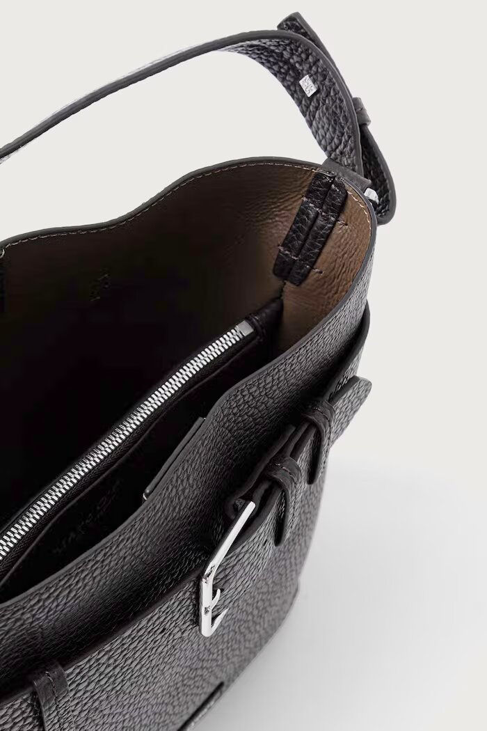 Marc O'Polo чанта crossbody дамска от кожа кафява 5000013496