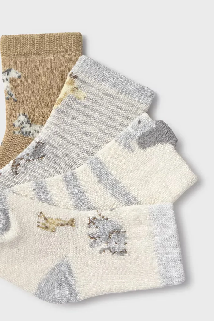 Mayoral Newborn Детски чорапи (4 чифта) в бежово 9921
