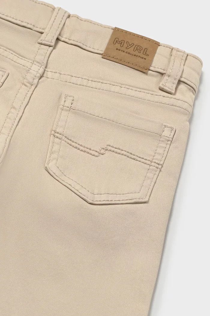 Mayoral панталон slim fit за деца от памук с еластан бежов 563