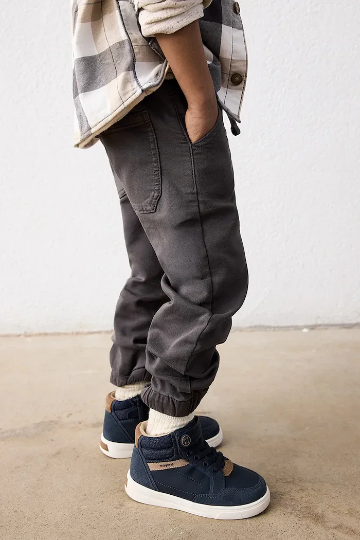Mayoral панталон за деца с памук jogger soft сив 4511