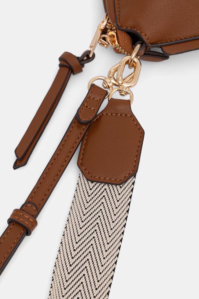 Medicine чанта crossbody дамска кафява