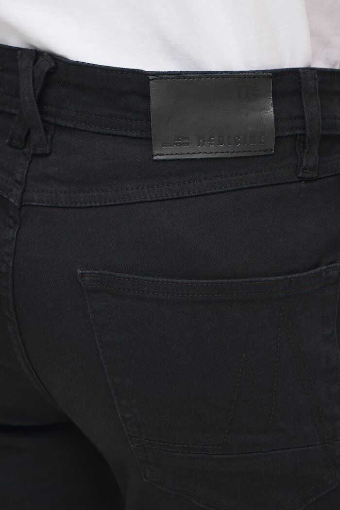 Medicine дънки slim fit мъжки черни