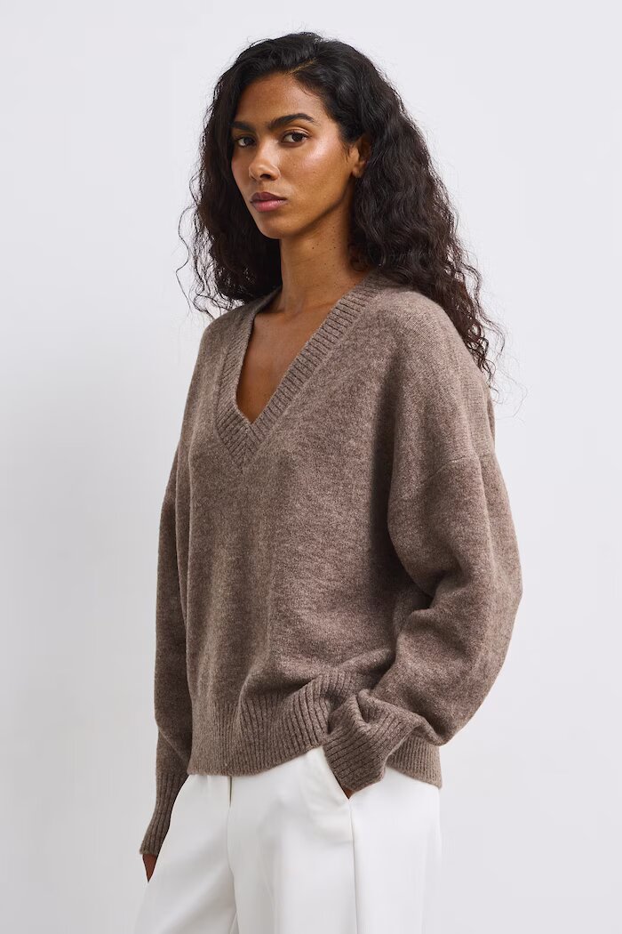 Medicine пуловер дамски с добавена вълна бежов