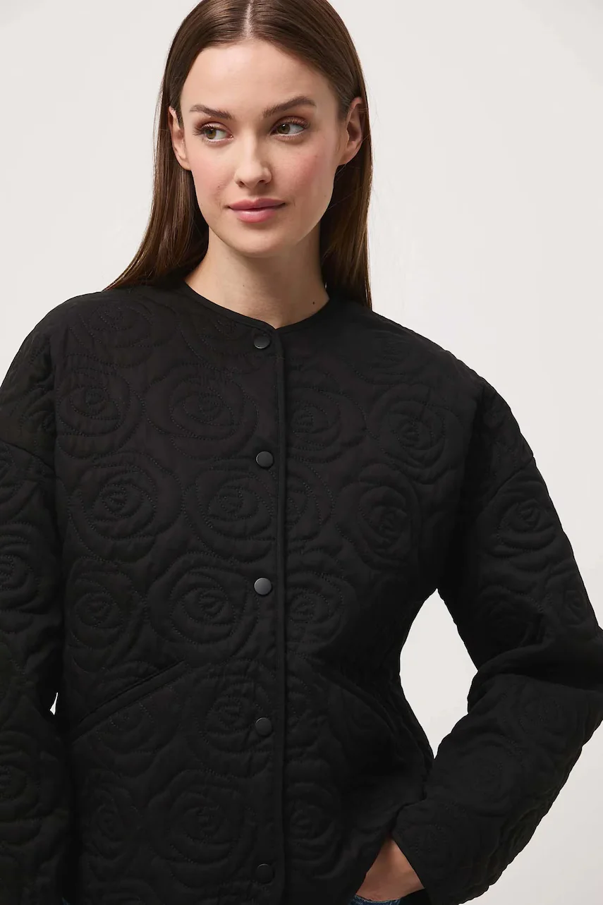 Medicine Яке