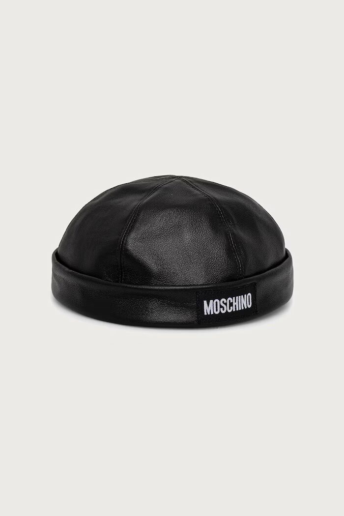 Moschino шапка мъжка от кожа черна M5927 60811
