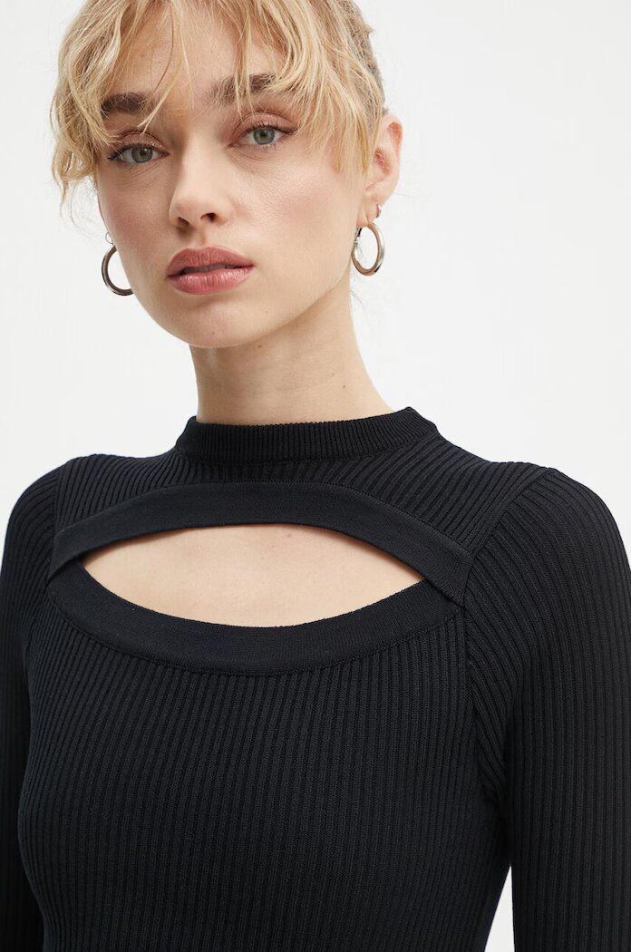 MSGM Пуловер дамски в черно от лека материя 3741MDM227.247783