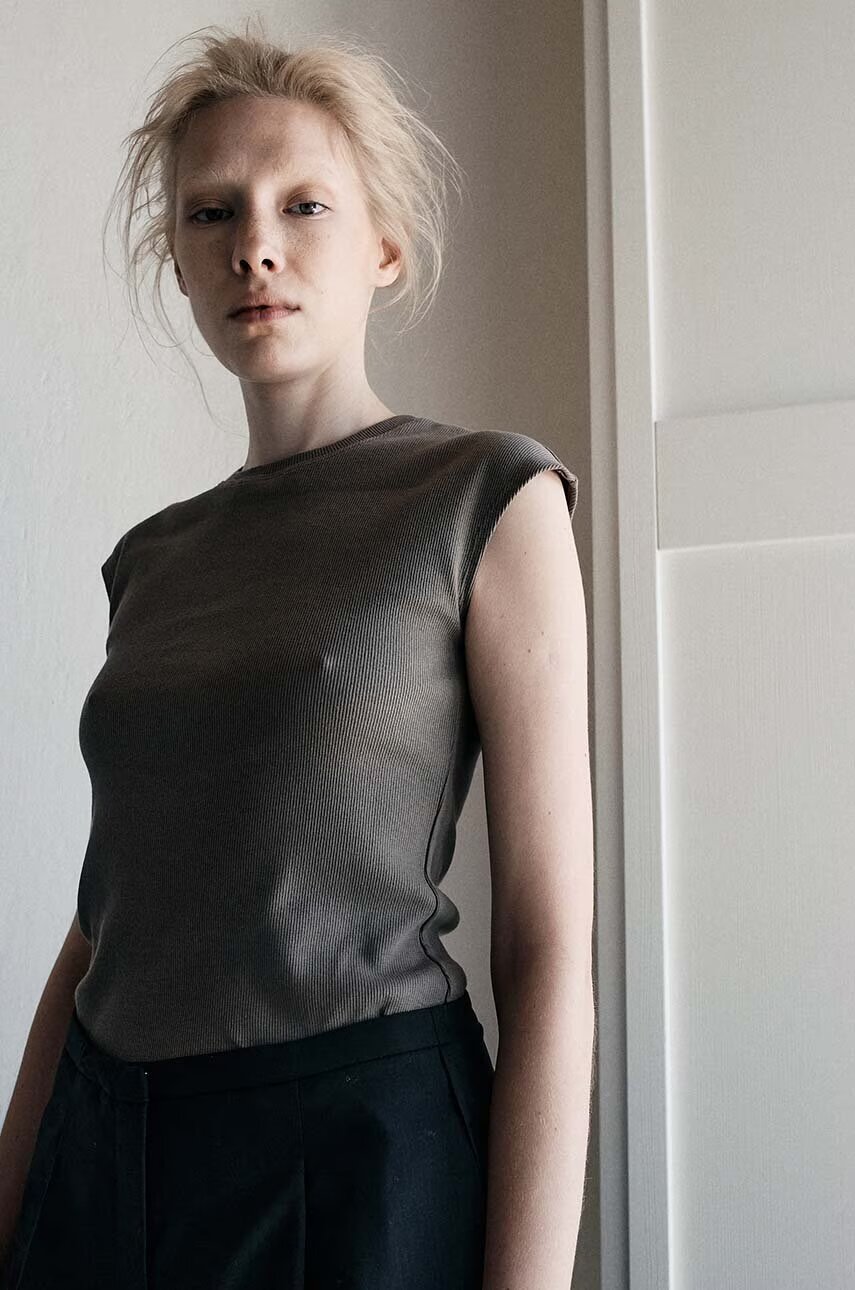 Muuv. Памучен топ TETE