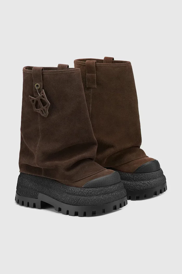 Naked Wolfe Велурени ботуши Disturb в кафяво с платформа Disturb Chocolate Suede
