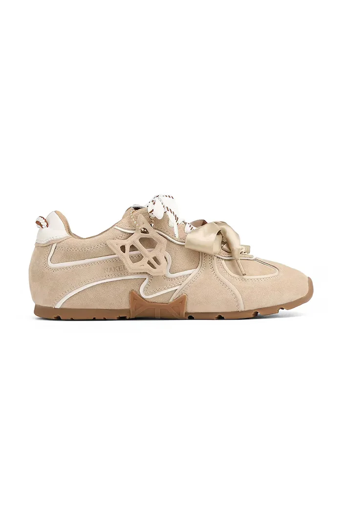 Naked Wolfe Велурени маратонки Adored в бежово Adored Off White Suede