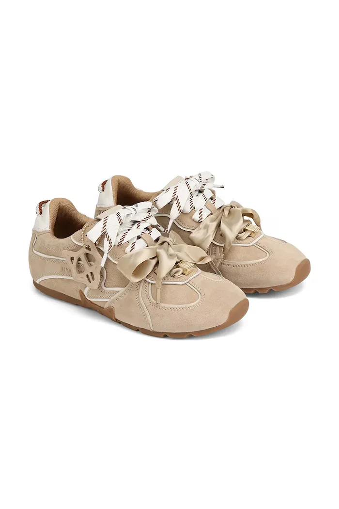 Naked Wolfe Велурени маратонки Adored в бежово Adored Off White Suede