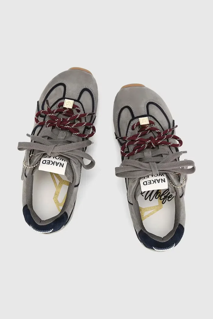 Naked Wolfe Велурени маратонки Adored в сиво Adored Grey Suede