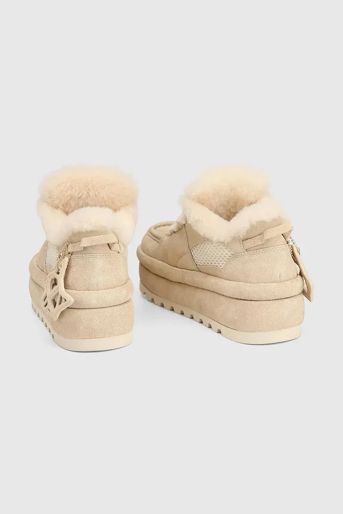 Naked Wolfe Велурени маратонки Beau в бежово Beau Ice Suede