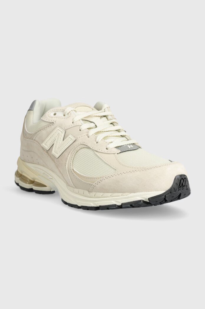 New Balance 2002 бежови M2002RCC