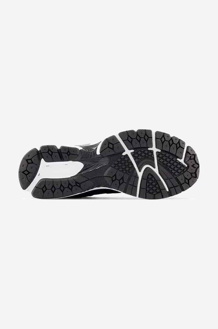New Balance 2002 маратонки черни M2002RBK