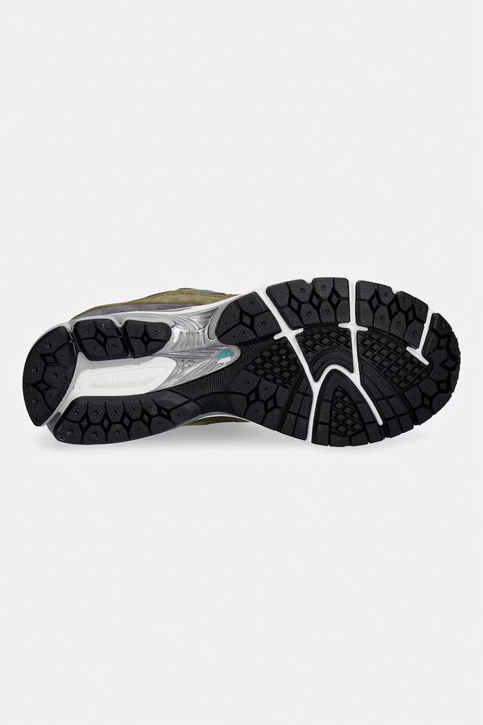 New Balance 2002 маратонки зелени U20028RG