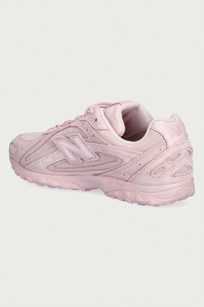 New Balance 204 маратонки дамски от велур розови U204L2BL