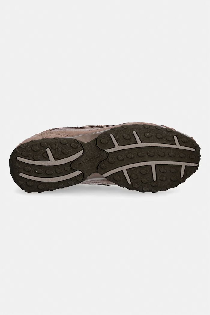 New Balance 204L маратонки дамски от велур кафяви U204LMMA