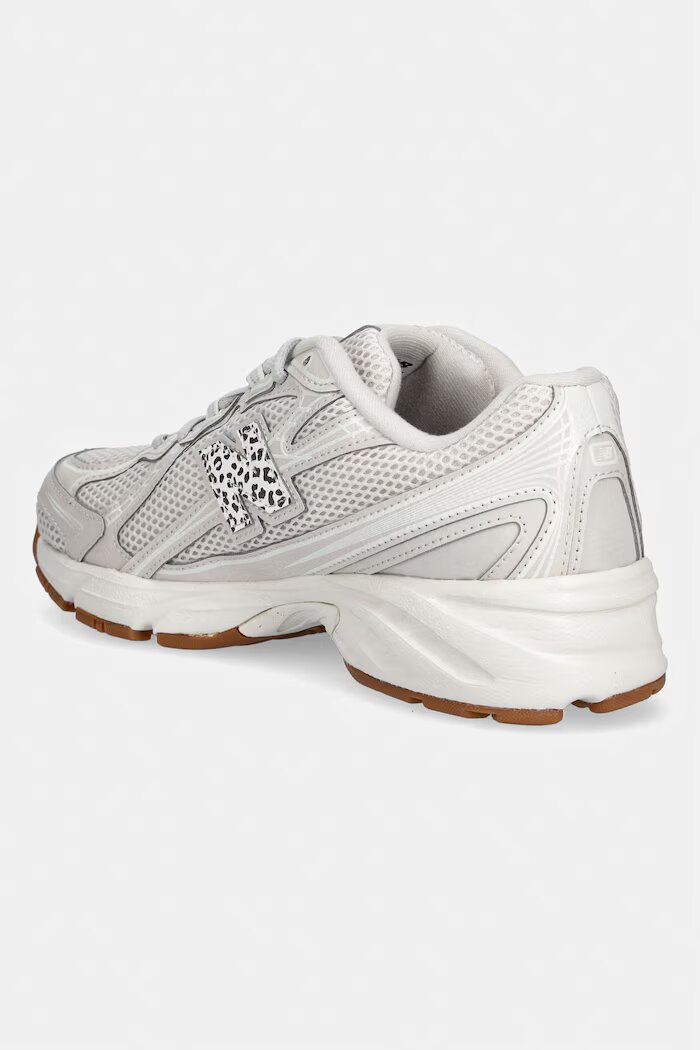 New Balance 740 маратонки дамски бежови U7407KF