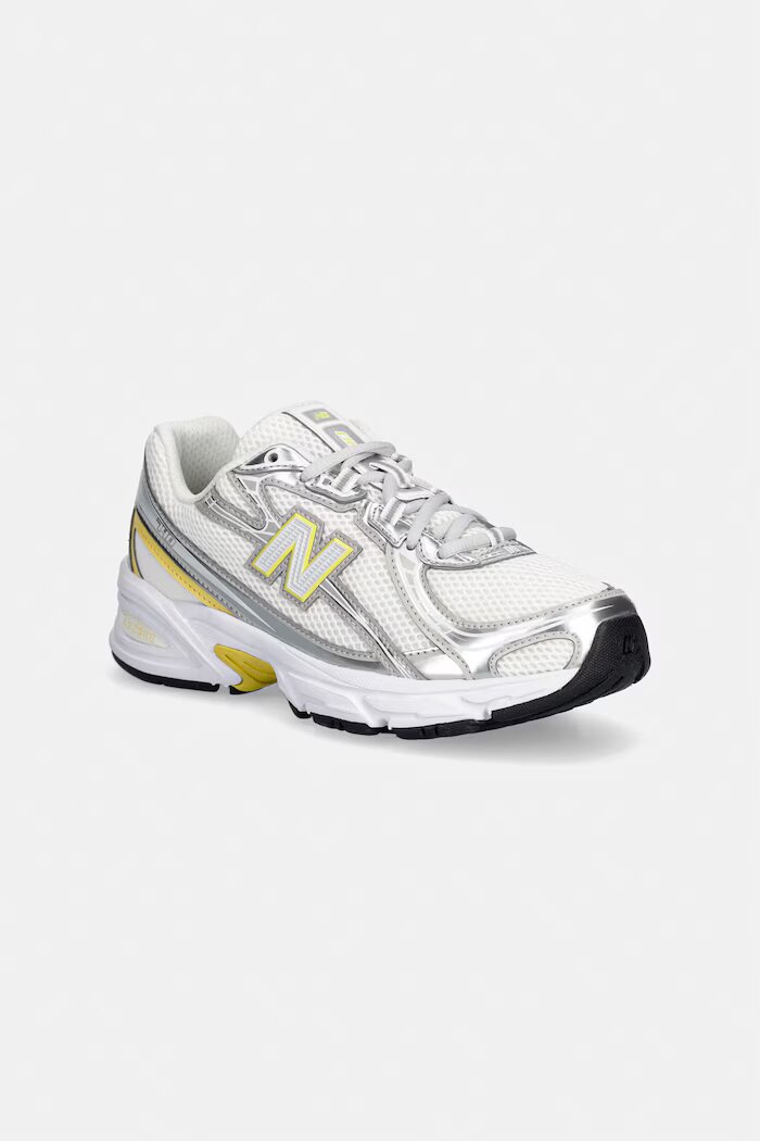 New Balance 740 маратонки за деца бели G7402I5