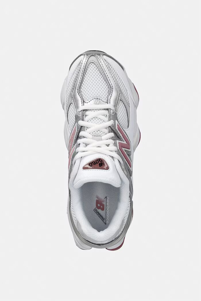 New Balance 9060 маратонки за деца бели G906082T