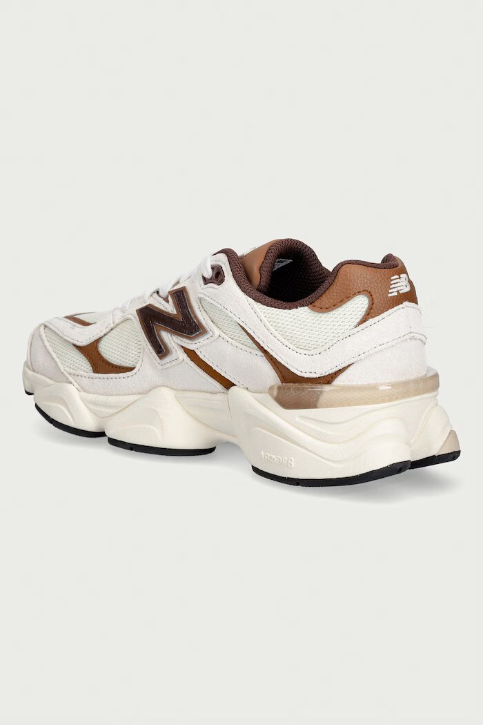 New Balance 9060 маратонки за деца бежови G90609SI