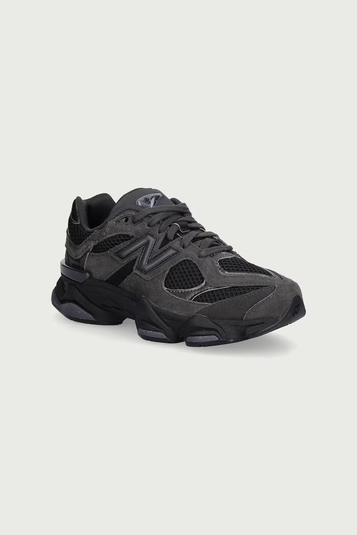 New Balance 9060 маратонки за деца черни G90606YK