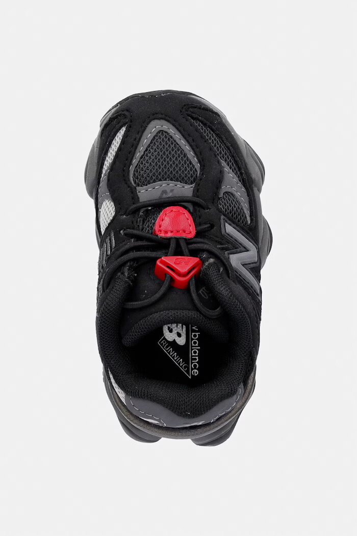 New Balance 9060 маратонки за деца черни IV9060BK