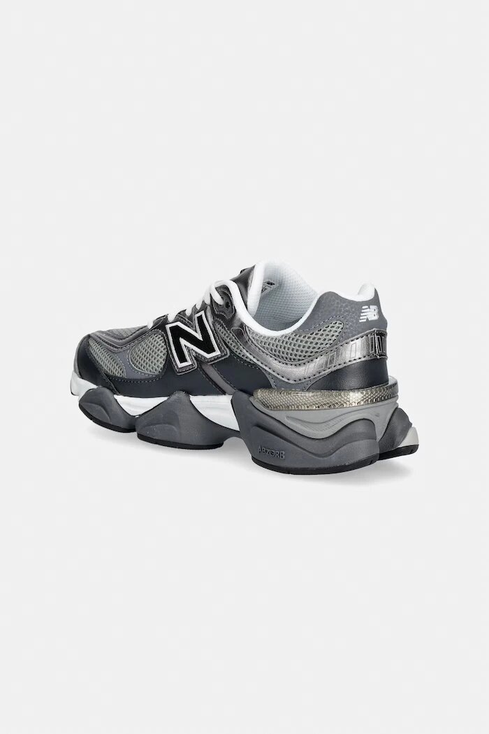 New Balance 9060 маратонки за деца сиви G90603BN
