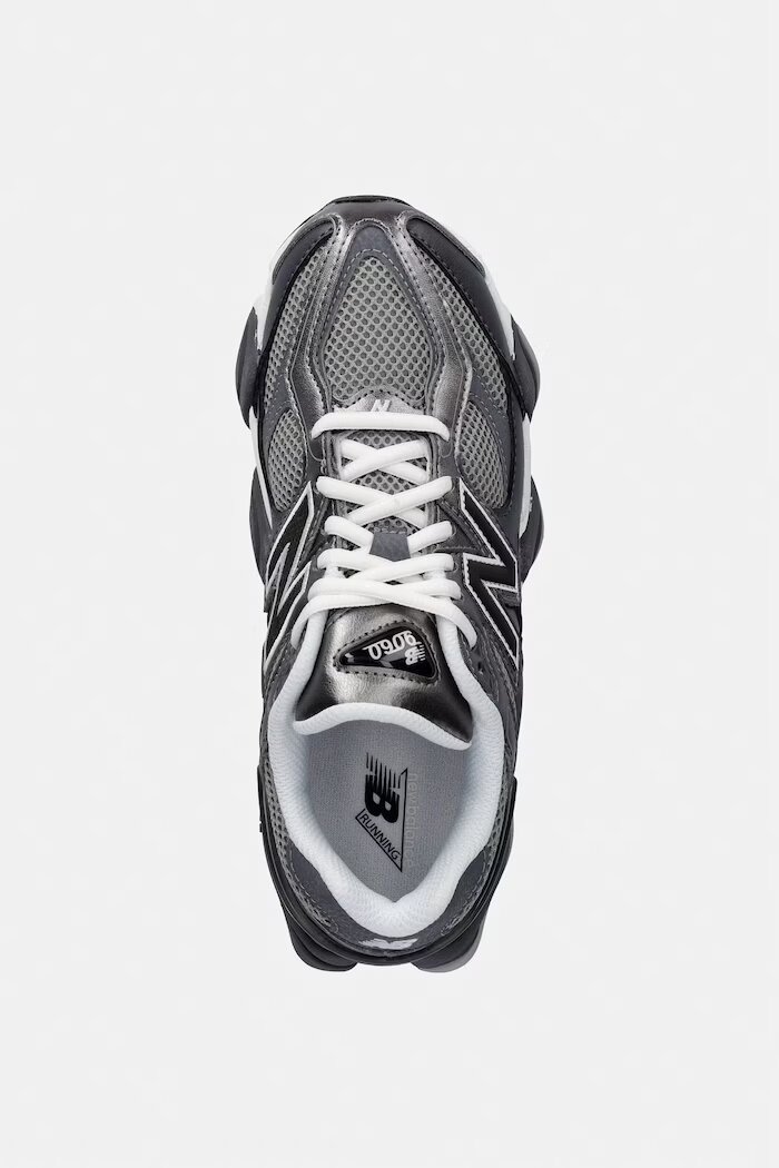New Balance 9060 маратонки за деца сиви G90603BN
