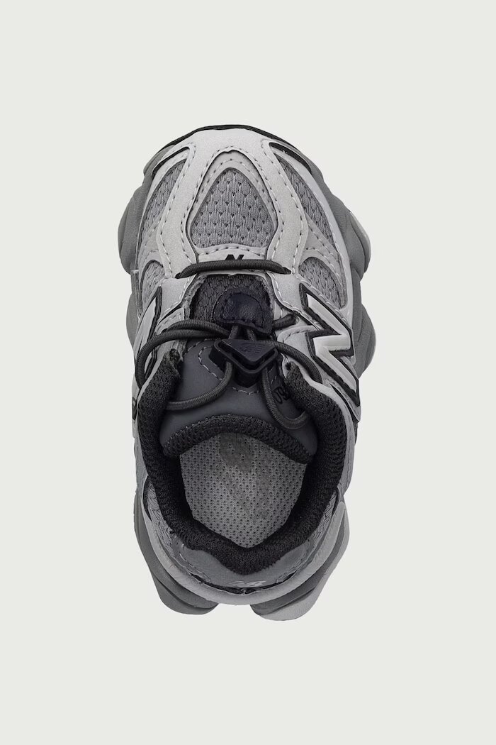 New Balance 9060 маратонки за деца сиви I906037D