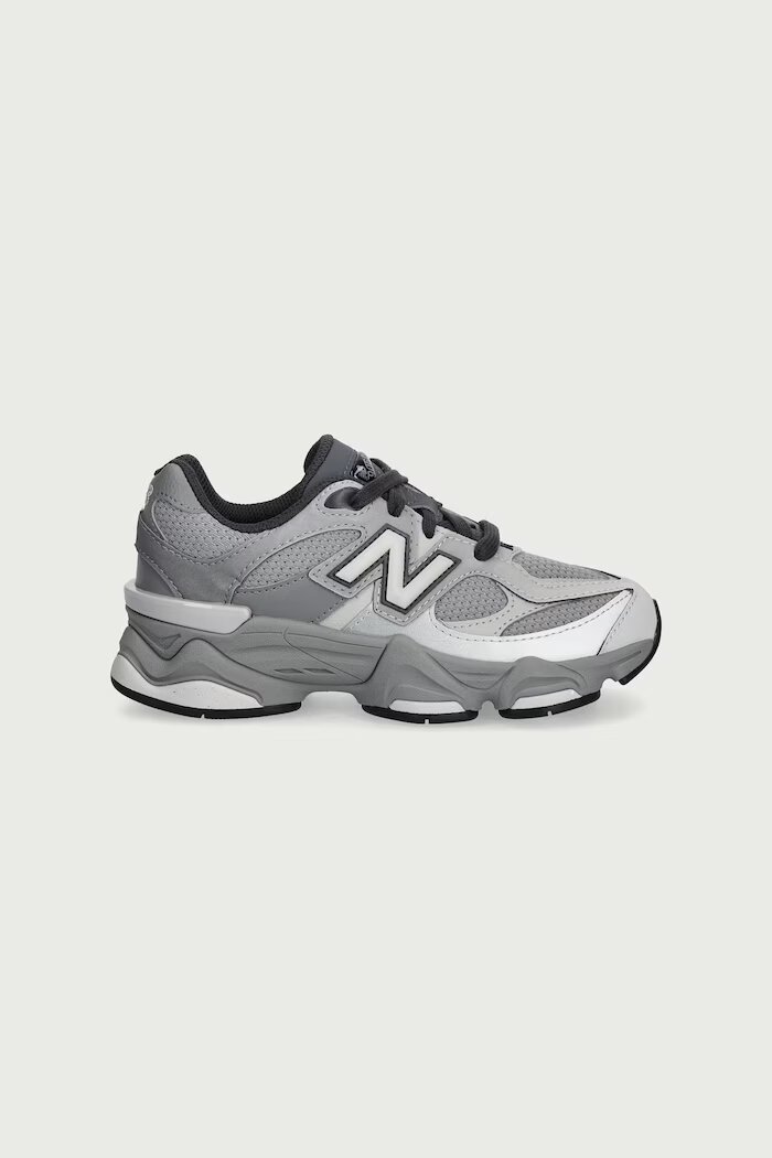 New Balance 9060 маратонки за деца сиви P906033P