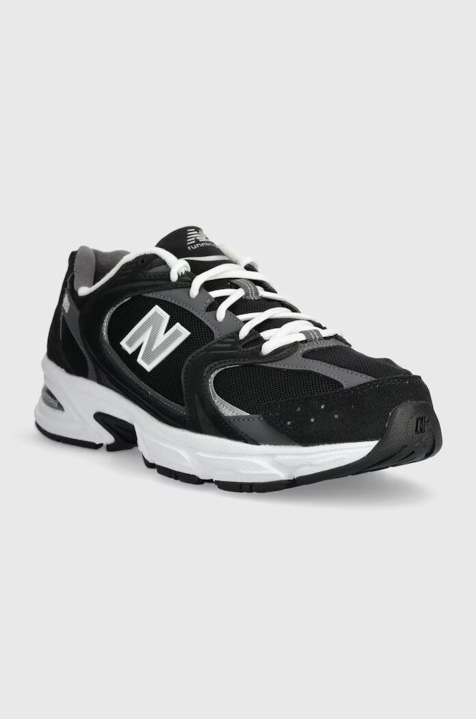 New Balance Маратонки 530 в черно MR530CC