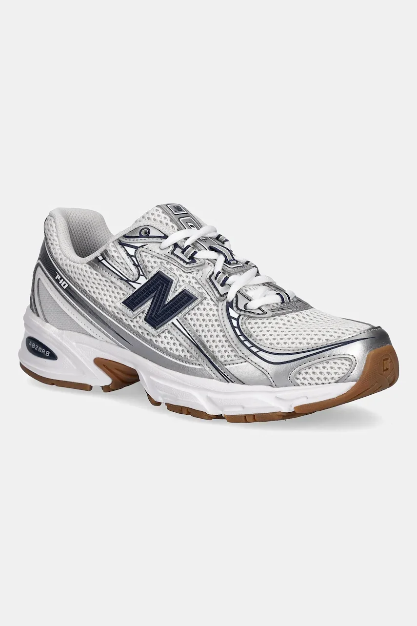 New Balance Маратонки 740