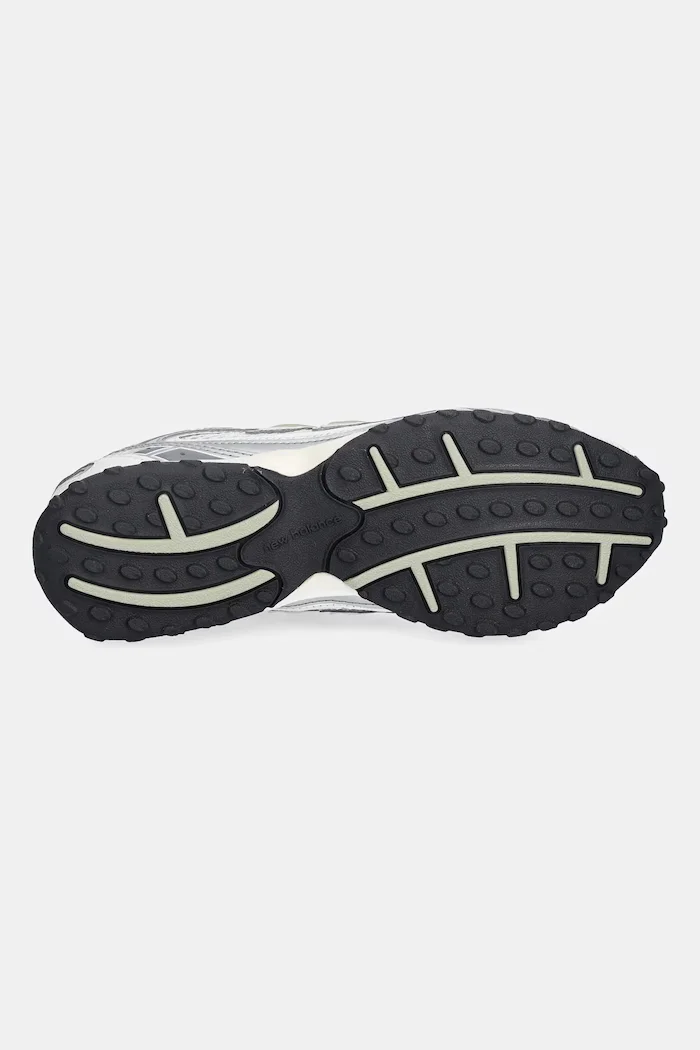 New Balance Маратонки U204 в сиво U204LSWB