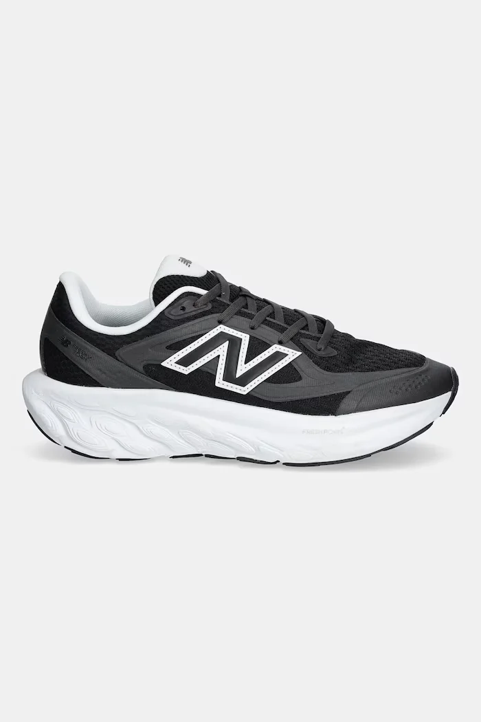 New Balance Обувки за бягане UTRN в черно UTRNWF