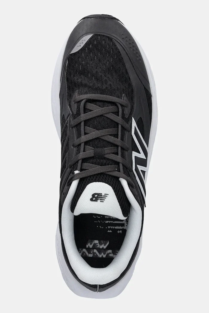 New Balance Обувки за бягане UTRN в черно UTRNWF