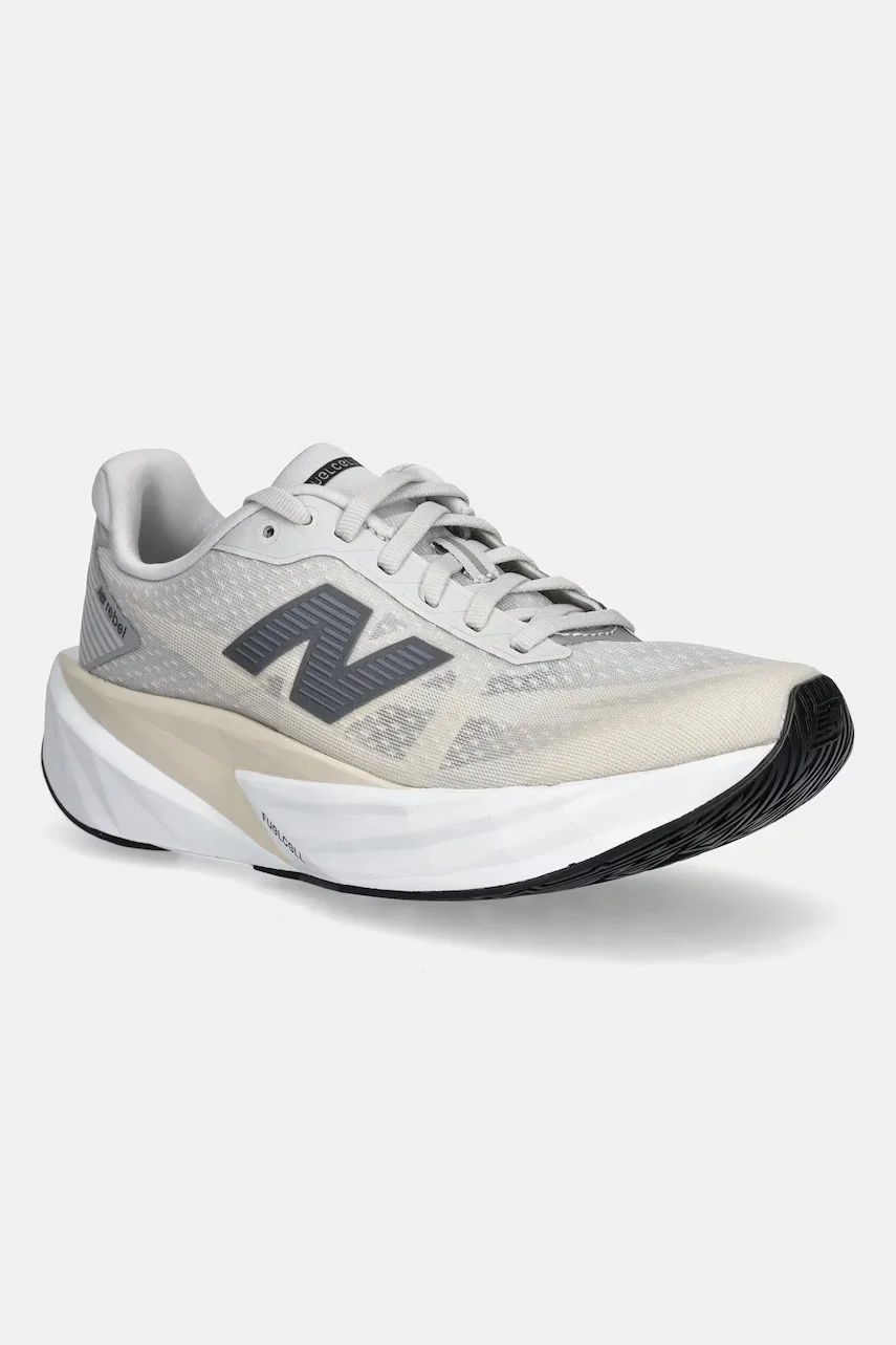 New Balance Обувки за бягане WFCX