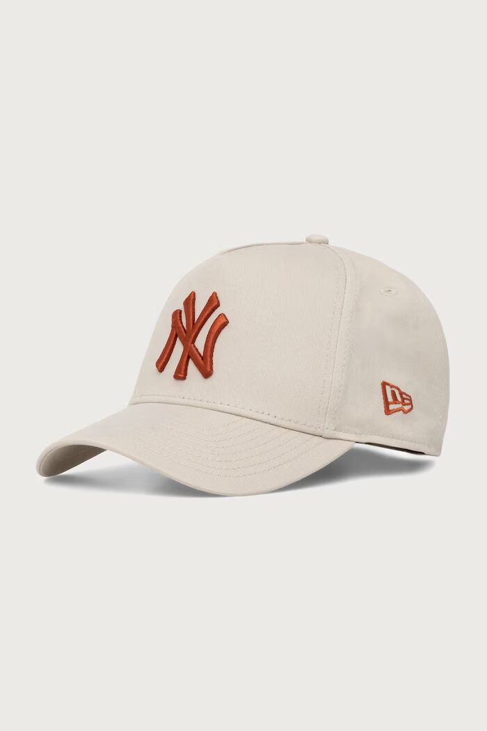 New Era бейзболна шапка от памук LEAGUE ESS E-FRAME бежова 60915943