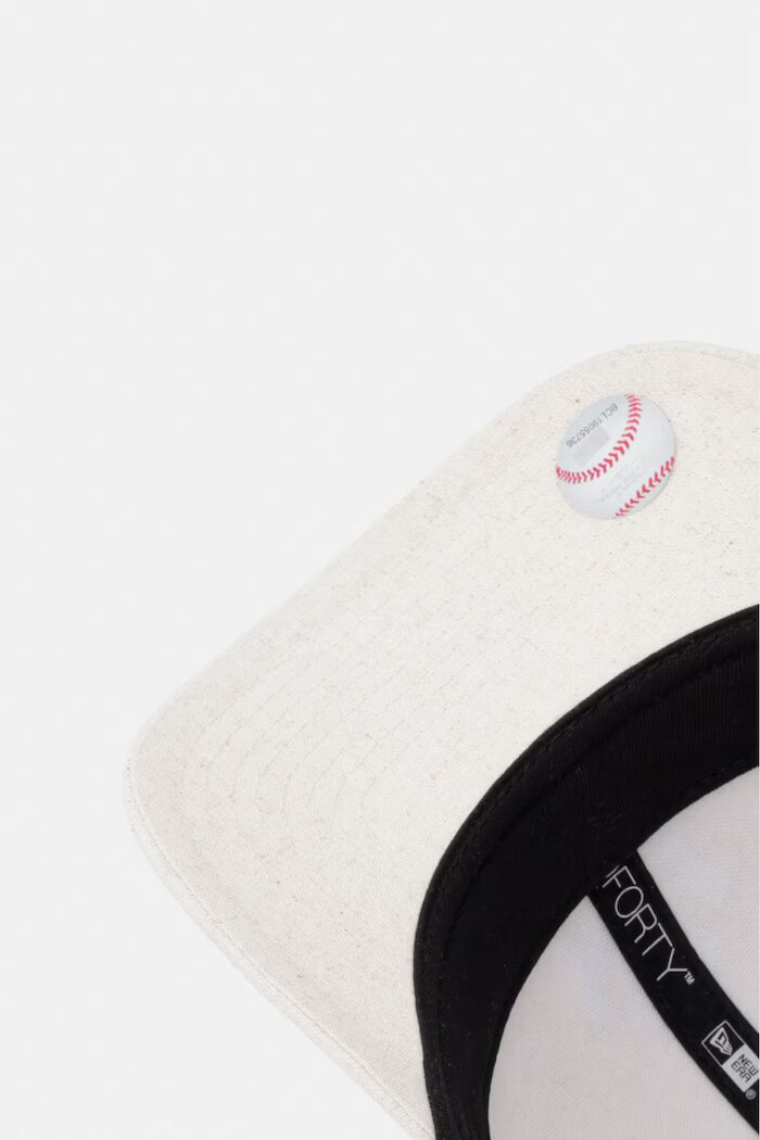 New Era бейзболна шапка с лен LINEN 940 MC NYY бежова 60856285