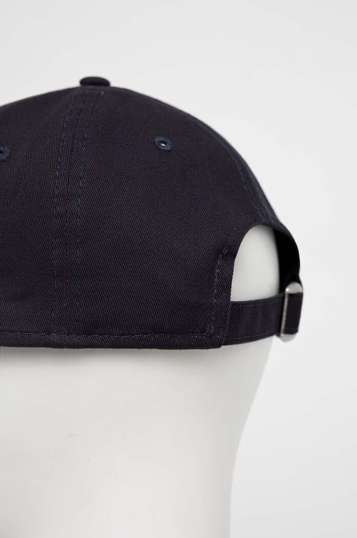 New Era Памучна шапка с козирка LEAGUE ESSENTIAL 9TWENTY® в тъмносиньо с апликация NEW YORK YANKEES 60348850