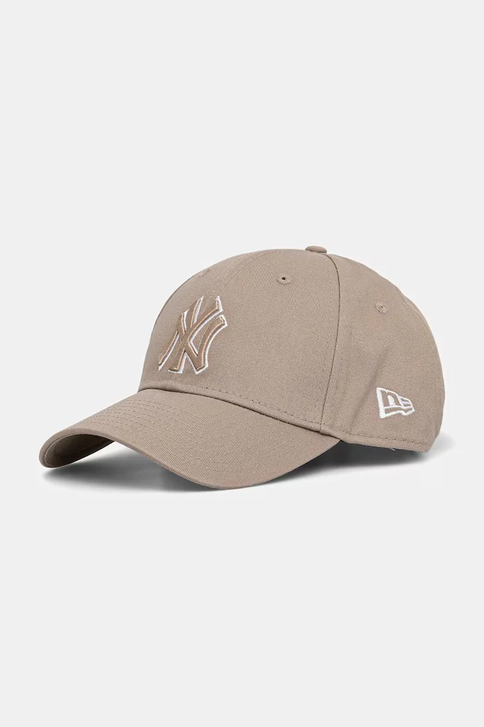 New Era Памучна шапка с козирка OUTLINE 9FORTY® в бежово 60675524