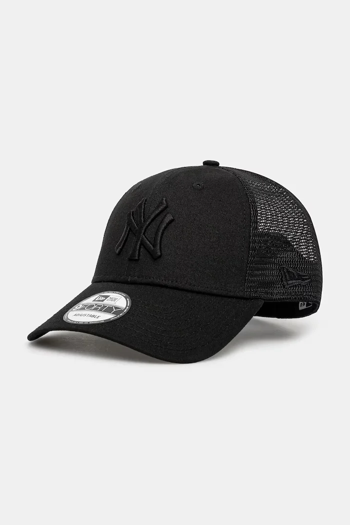 New Era Шапка с козирка HOMEFIELD 9FORTY® TRUCKER в черно с изчистен дизайн 60579078