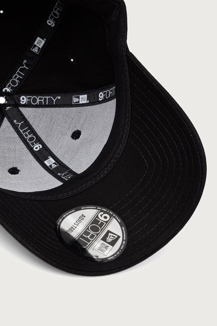New Era шапка с козирка от памук FAUX PONY INFILL 9FORTY® черна 60844109