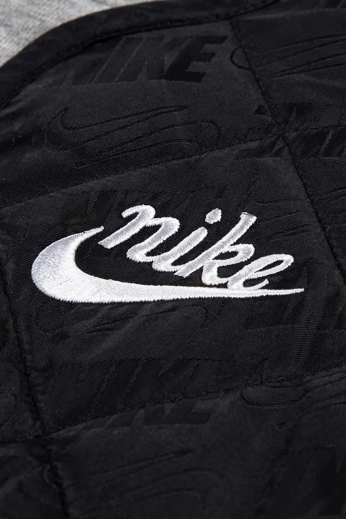 Nike капитонирано яке за деца черно 86N071